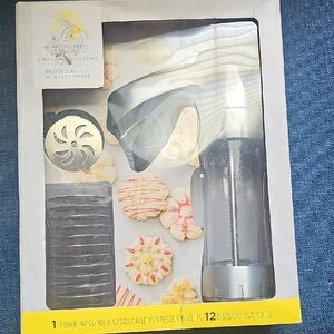 Stainless Steel Cookie Press with 12 Discs